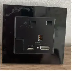 Single Switch Socket 13A Hisence Integrated USB Type-A and Type-C Charging Ports